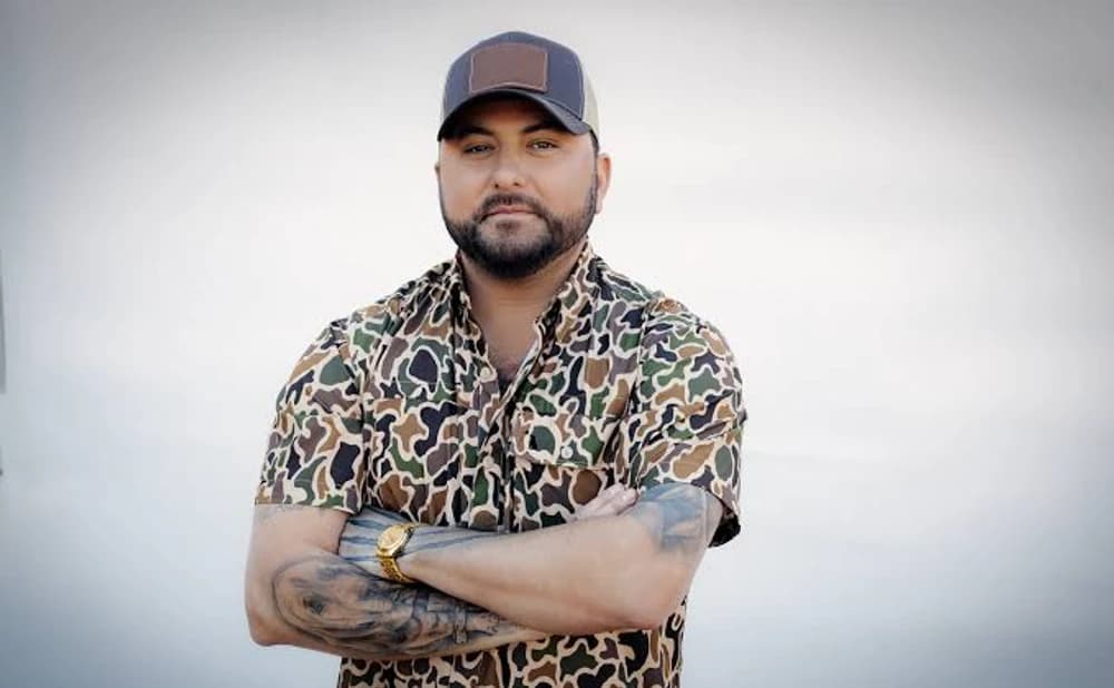 Tyler Farr