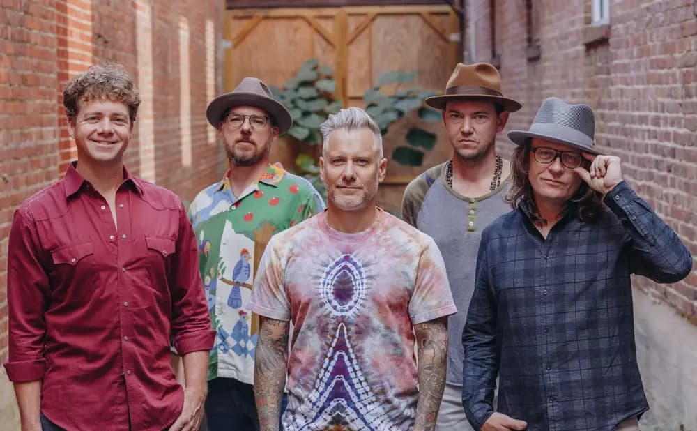 The Infamous Stringdusters