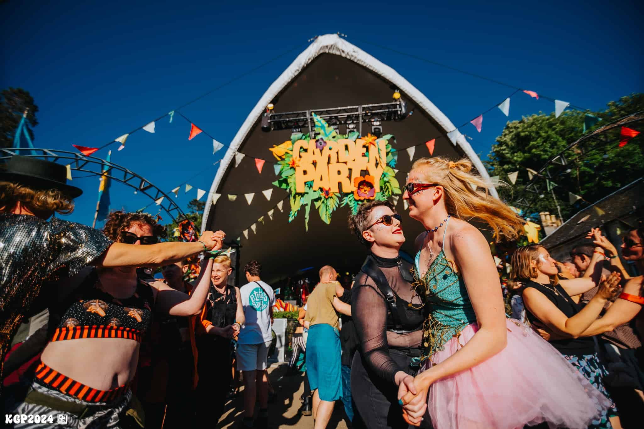 Kelburn Garden Party