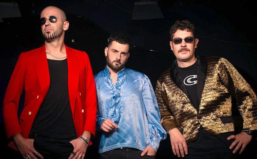 Catalina Grande Piñón Pequeño