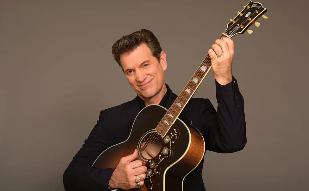 Chris Isaak