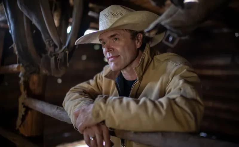 Corb Lund