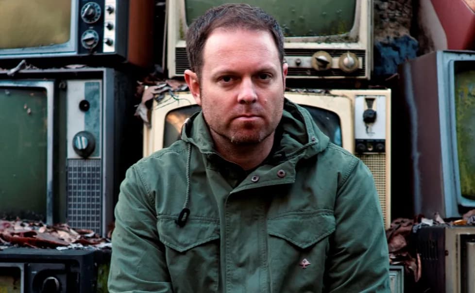 DJ Shadow