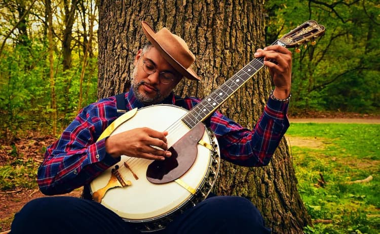 Dom Flemons and the Traveling Wildfires