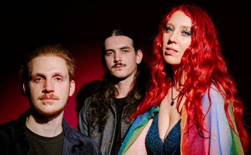 Joan & The Giants