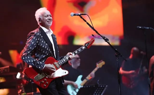 Phil Manzanera Book Signing