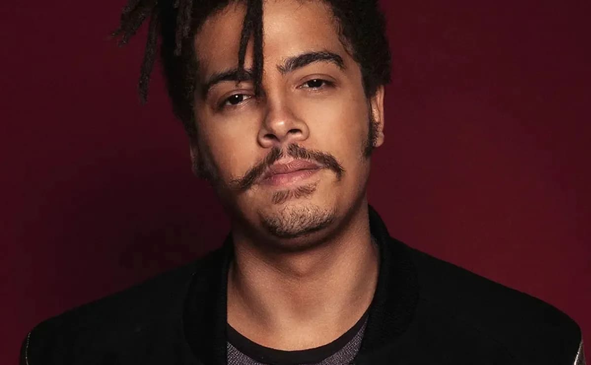Seth Troxler
