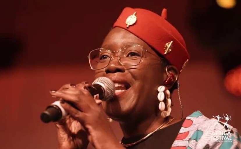 Valérie Ekoume Officiel