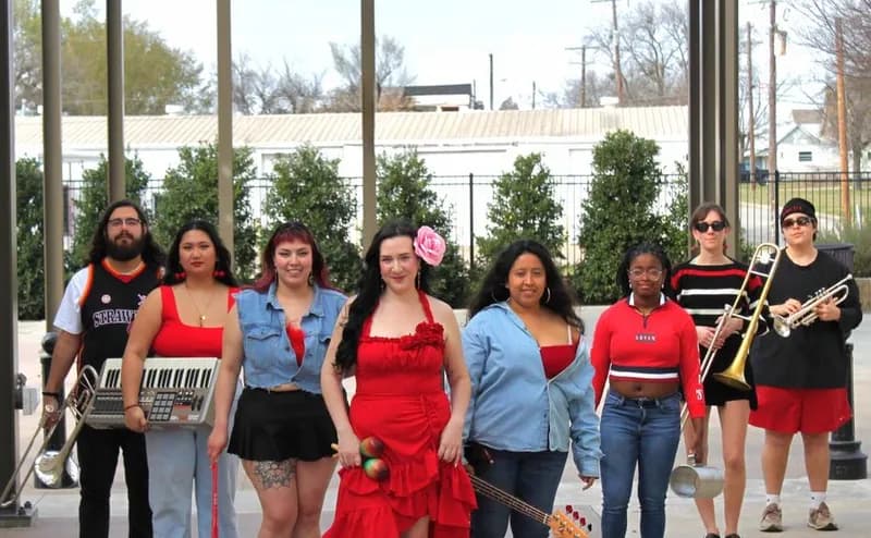 Yolanda Cruz and the Daydreamers